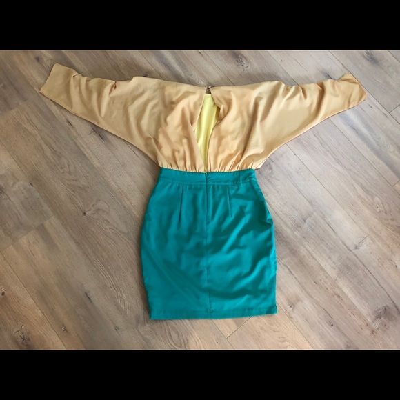 Very stylish 2 tone cocktail dress - Picture 4 of 5